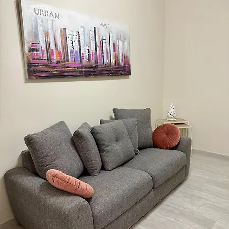 Dante 76 Apartment *