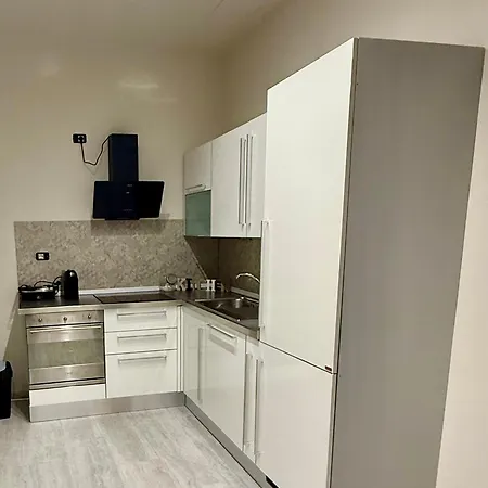 Dante 76 アパート *