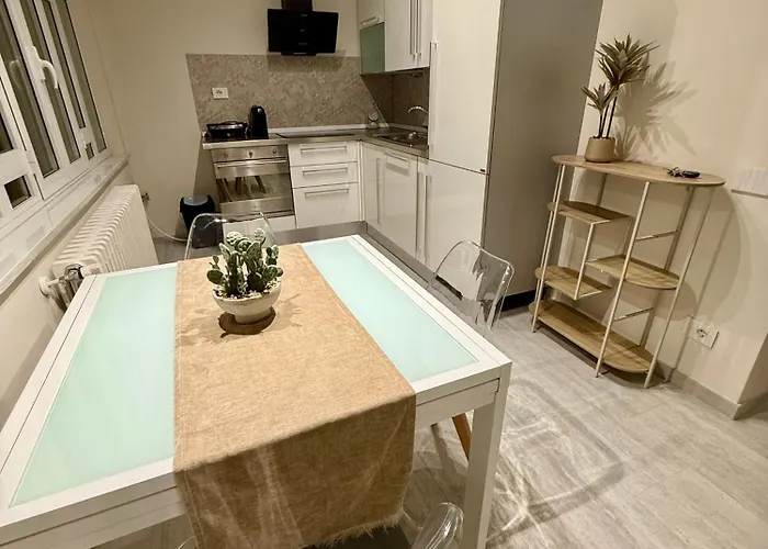 Apartamento Dante 76 *